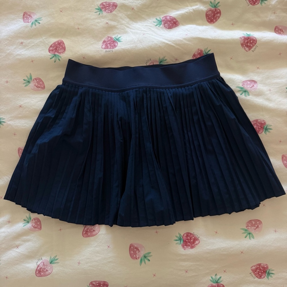 Lululemon Women's Navy Pleated Tennis Skirt